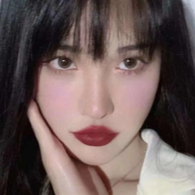 微信女生的高清头像(精选24张)