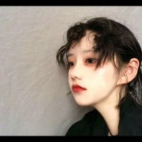 高清好看的女生头像个性时尚伤感图片(28张)