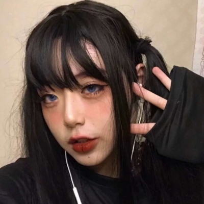 高清好看的霸气时尚可爱女生头像图片(精选24张)