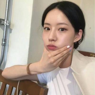 高清好看的霸气时尚可爱女生头像图片(精选24张)