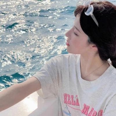 高清真人女孩头像(26张)