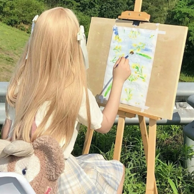 高清真人女孩头像(26张)