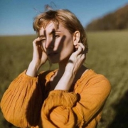 欧美特好看的微信头像(24张)