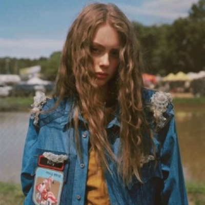 欧美特好看的微信头像(24张)