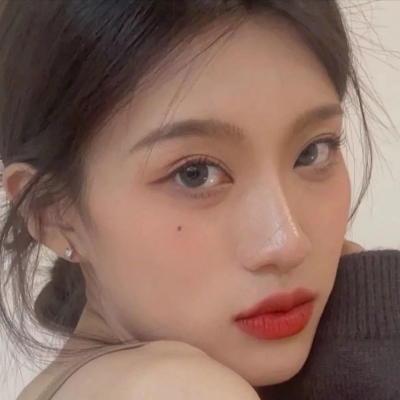 二零二零最火女生头像(24张)