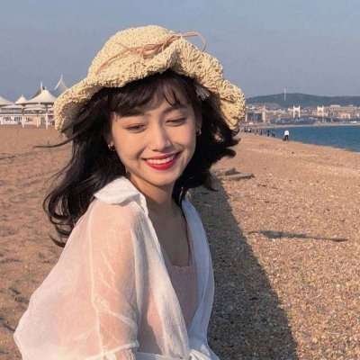 甜美笑容可爱女头像大全(精选24张)