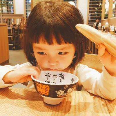 网红萌娃小女孩的头像(精选24张)
