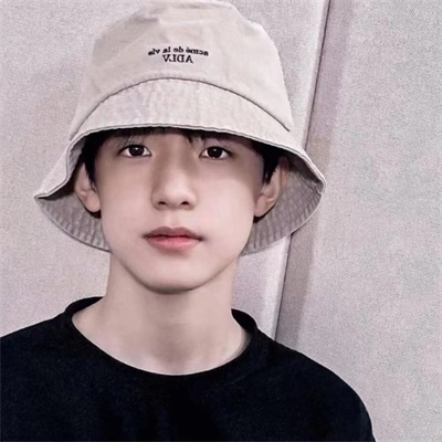 不易察觉情侣头像(24张)