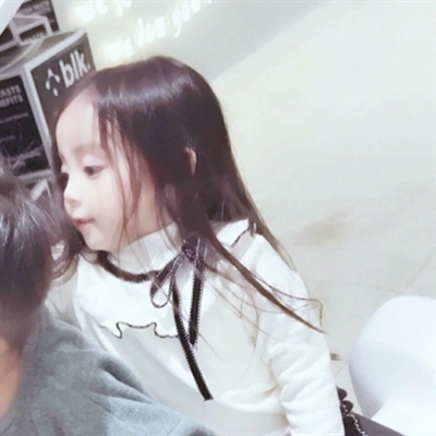 最火可爱萌娃情头(精选22张)