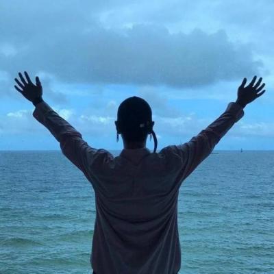 唯美风景情侣头像两张一组(精选18张)