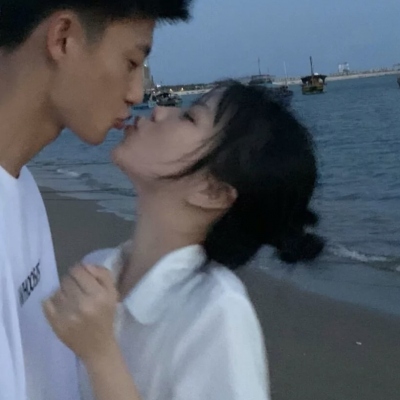 网红呆萌情侣头像(精选18张)