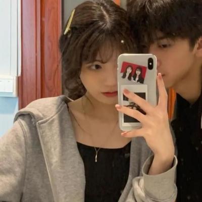 一左一右创意情侣头像(精选24张)