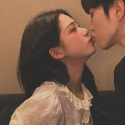 高清情侣亲密头像(精选14张)