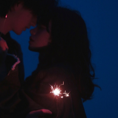 高清情侣亲密头像(精选14张)