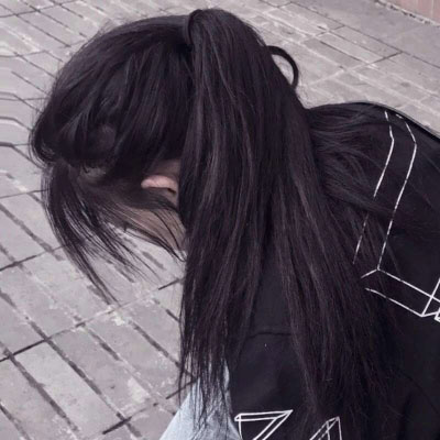 侧脸扎马尾辫女生头像(18张)