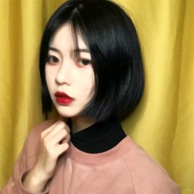 短发气质女生头像卡通头像(24张)
