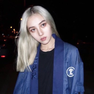 高清好看的女生头像高冷蓝色系图片(24张)