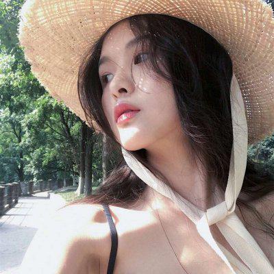 高冷戴帽子女头像大全(精选22张)