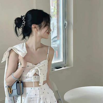 清新干净女头像(24张)