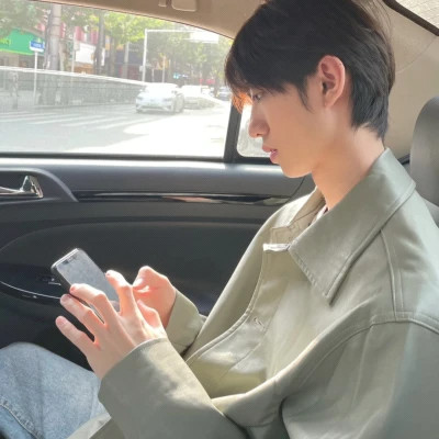 二零二一年男生头像(精选18张)