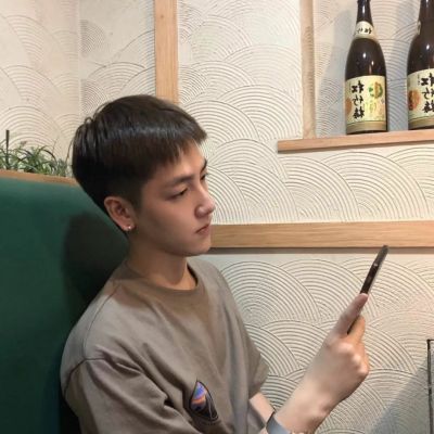 头像图片2023最火爆的男生(24张)