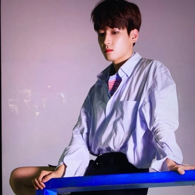 头像图片2023最火爆的男生(24张)