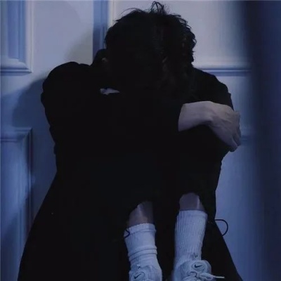 抖音爆火的丧头像(18张)