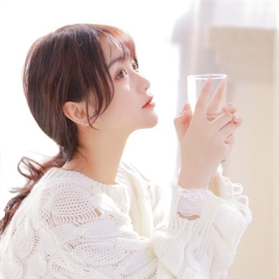 可爱气质的女生头像(精选16张)