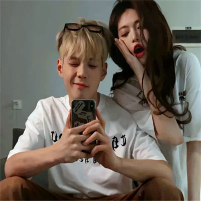 最近最火情侣头像(精选24张)