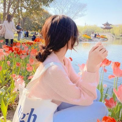 好看的女生图片头像(精选24张)