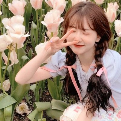 好看的女生图片头像(精选24张)