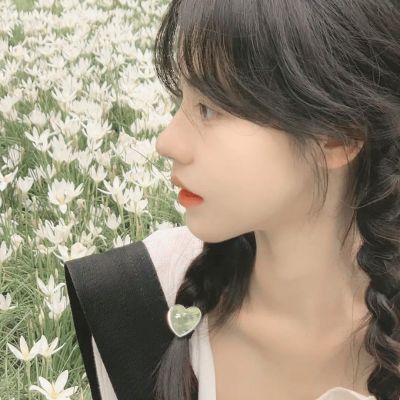 好看的女生图片头像(精选24张)