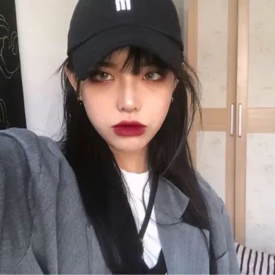 网红图片女生头像(精选18张)