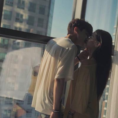 微信情侣头像甜蜜高清(精选24张)