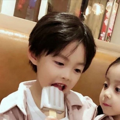 呆萌小孩情侣头像(精选22张)