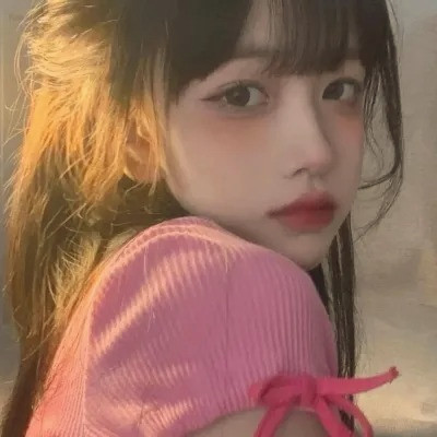 高清可爱的女生头像(32张)