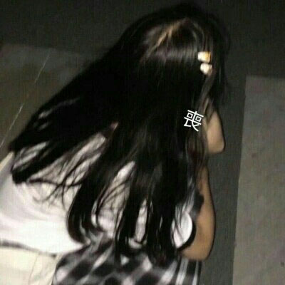 御姐黑白霸气头像(精选24张)