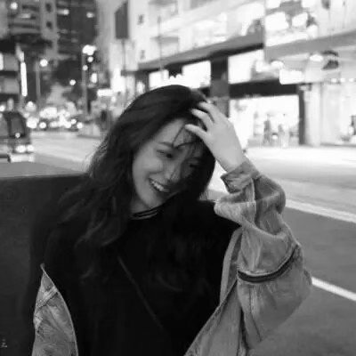 御姐黑白霸气头像(精选24张)