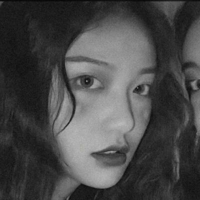 御姐黑白霸气头像(精选24张)