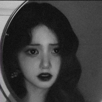 御姐黑白霸气头像(精选24张)