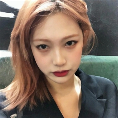 染头发的女生头像(精选30张)