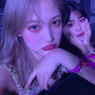 染头发的女生头像(精选30张)