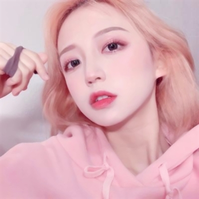 染头发的女生头像(精选30张)