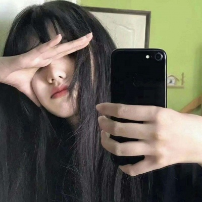 好看的酷女孩头像(精选26张)