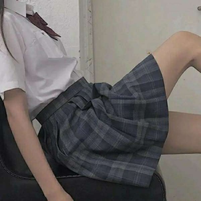 网红绿茶女头像(精选22张)