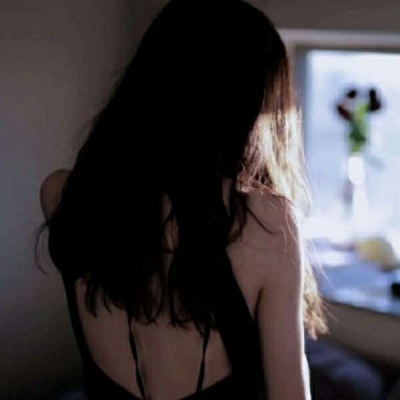 网红绿茶女头像(精选22张)