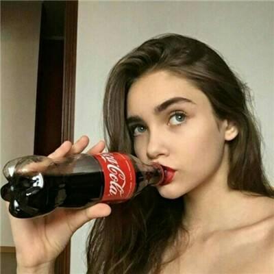 微信头像欧美女生霸气高冷头像(24张)