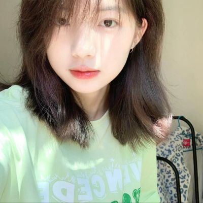 小众真人女生头像(24张)