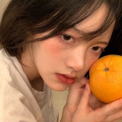 小众真人女生头像(24张)