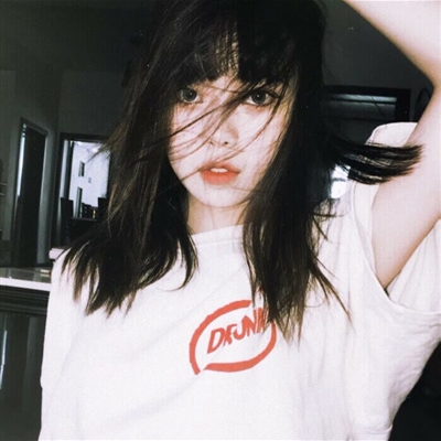 小众优质真人女头像(22张)